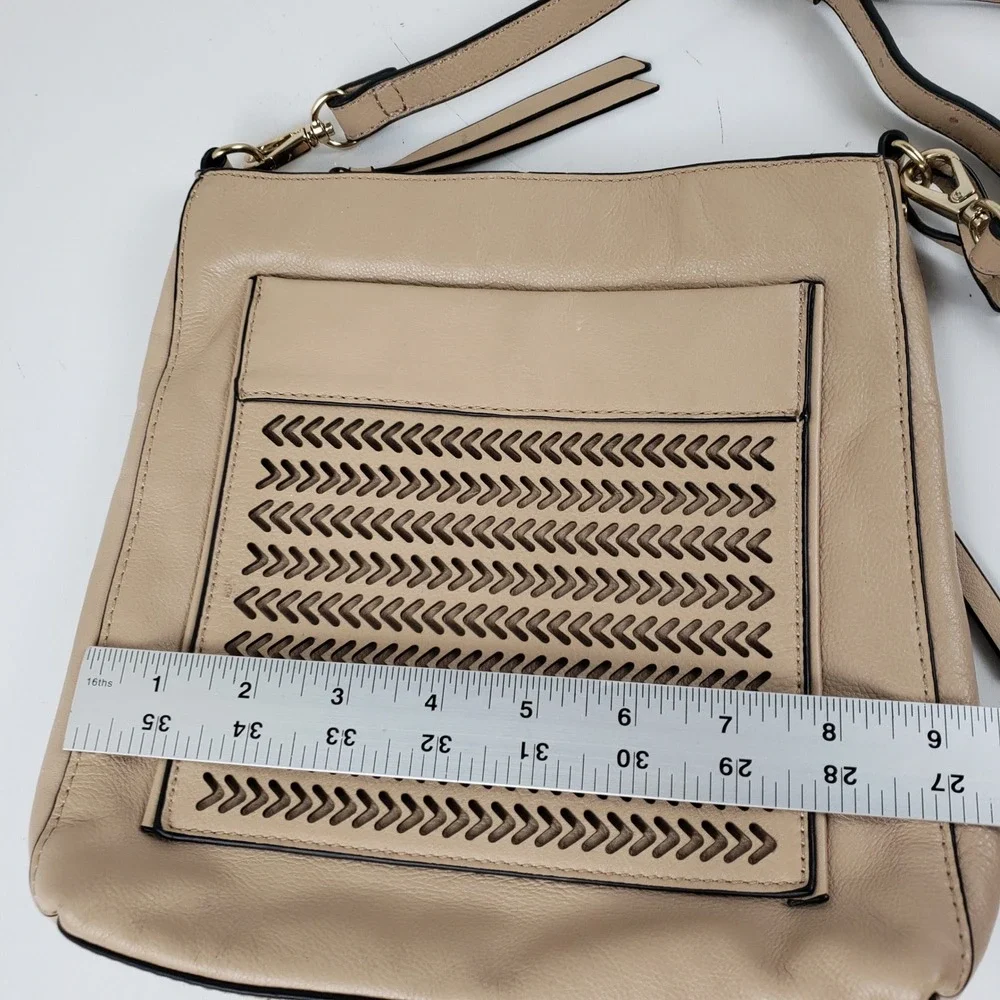Tommy‎ Bahama Tan Leather Laser Cut Chevron Crossbody Bag Gold Hardware Charm